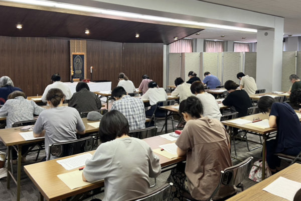 写経会のようす